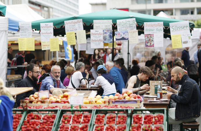 Ernährungsrat Frankfurt und der ‘Konsti’-Erzeugermarkt