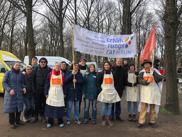 Essen ist politisch! Ernährungsrat Frankfurt in Berlin auf der Wir haben es satt! Demo